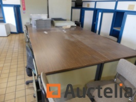 4-metal-office-tables-former-1217175G.jpg