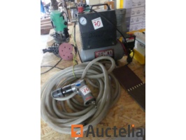 compressor-with-pneumatic-drill-1236435G.jpg