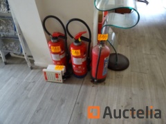 Foam Fire extinguishers and 3 anti fire blankets