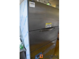 professional-dishwasher-1262535G.jpg
