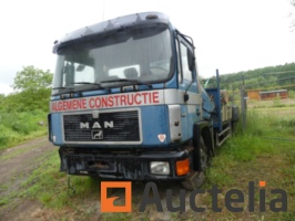 truck-plateau-with-crane-to-be-reconditioned-man-m12fl-1989-328195-km-1240329G.jpg
