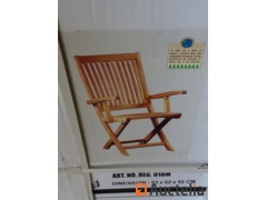6 chaises avec accoudoirs pliantes valeur magasin 720 €